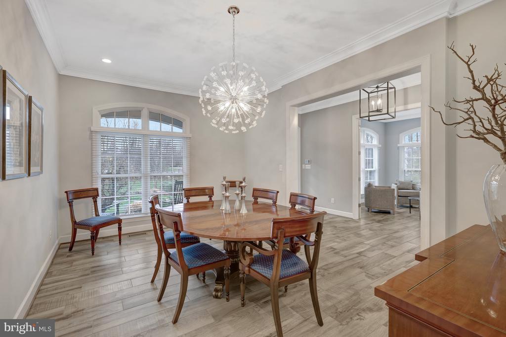 500 SENECA GREEN WAY