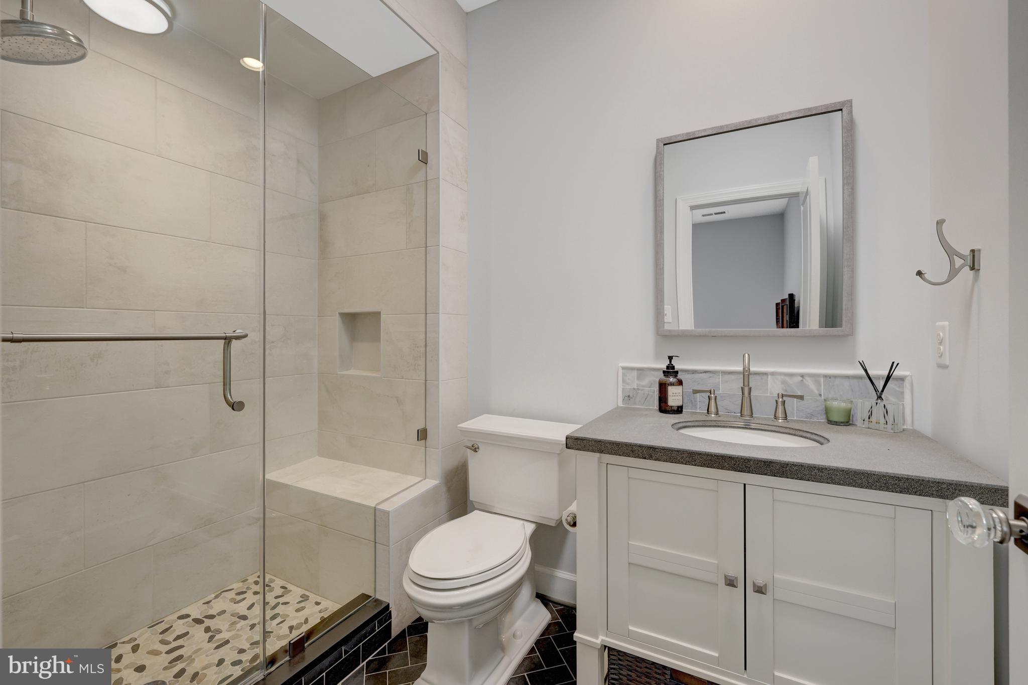 500 SENECA GREEN WAY