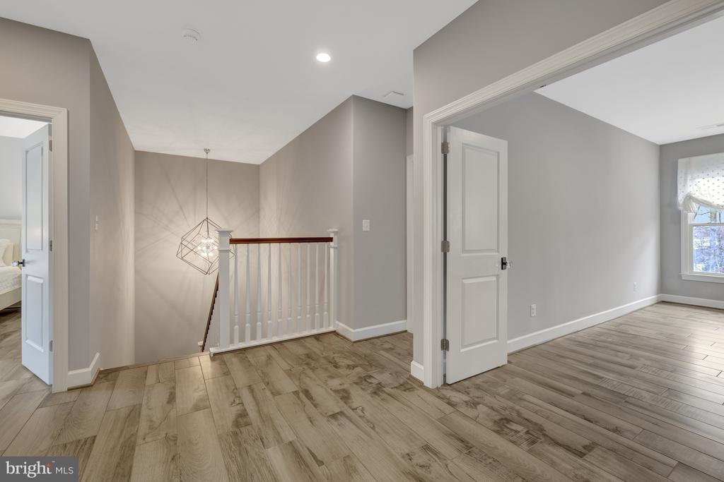 500 SENECA GREEN WAY