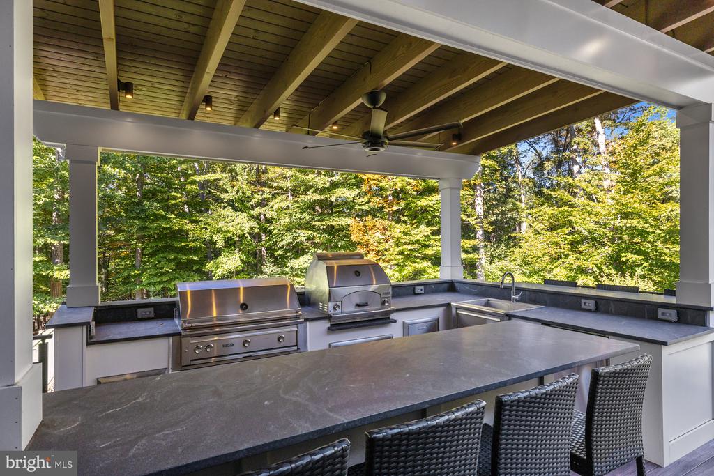 500 SENECA GREEN WAY
