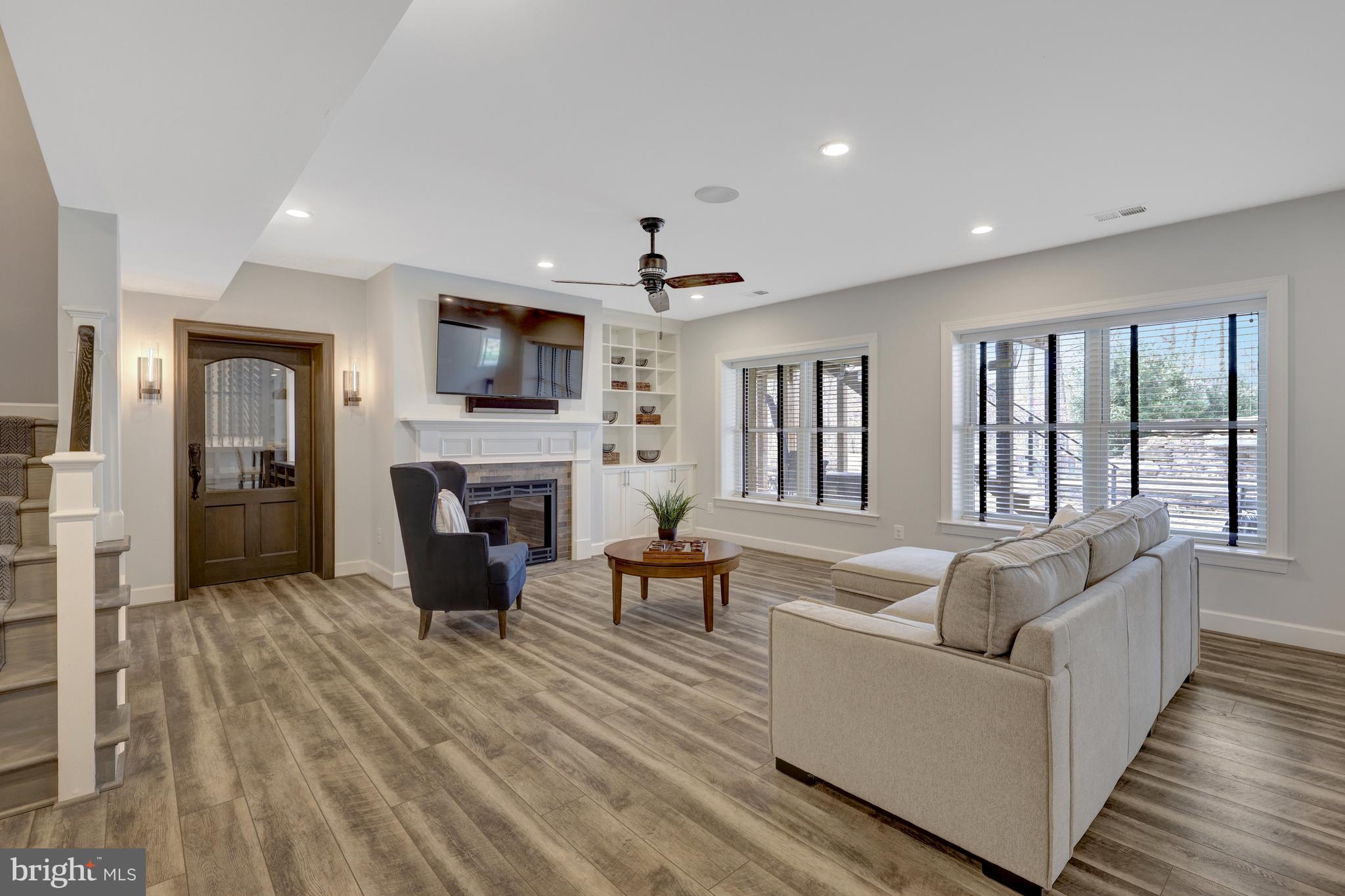 500 SENECA GREEN WAY