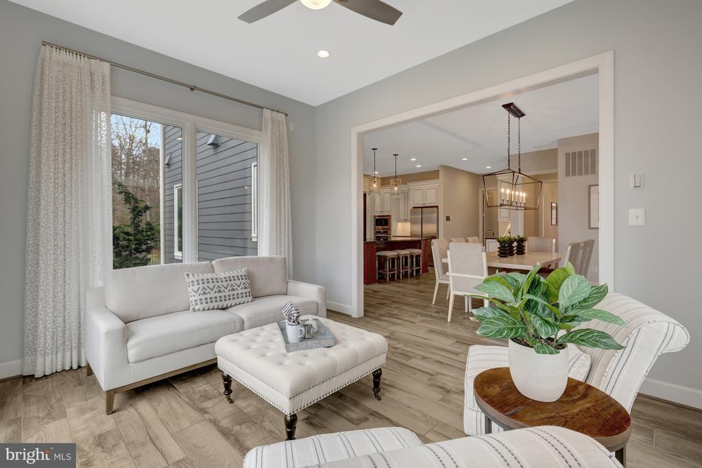 500 SENECA GREEN WAY