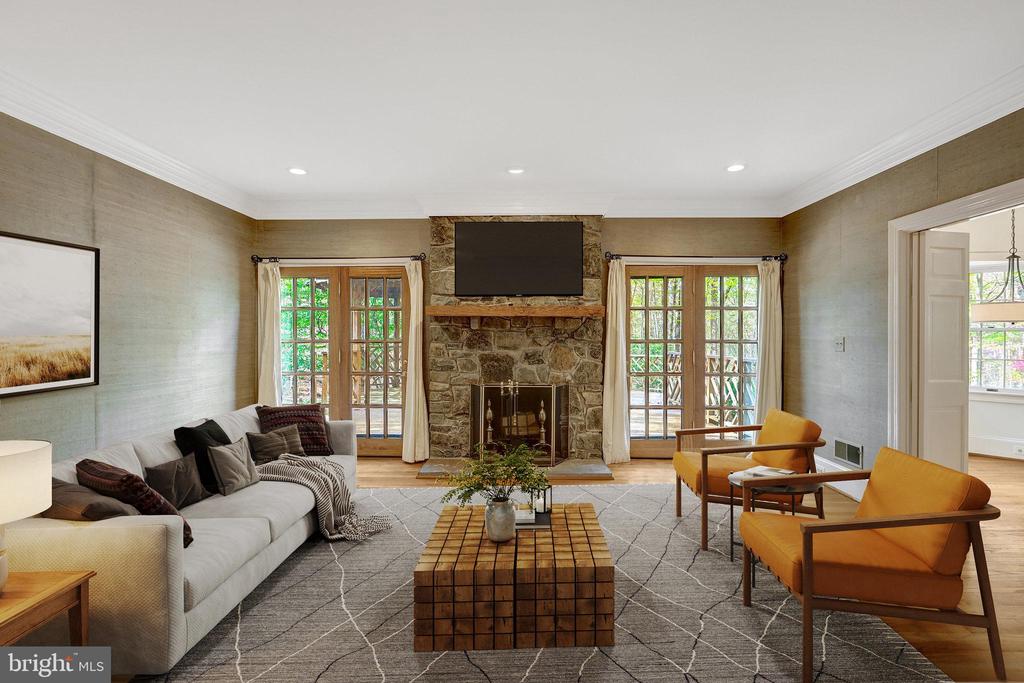 326 CANTERWOOD LANE
