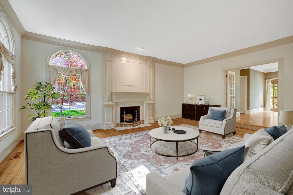 326 CANTERWOOD LANE