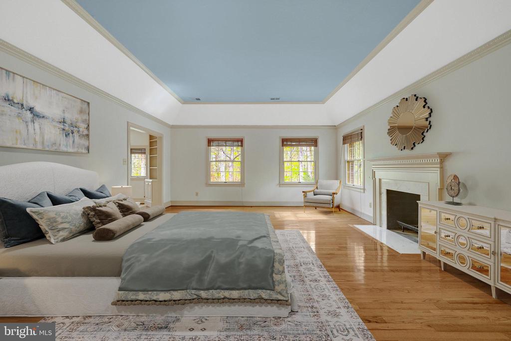 326 CANTERWOOD LANE