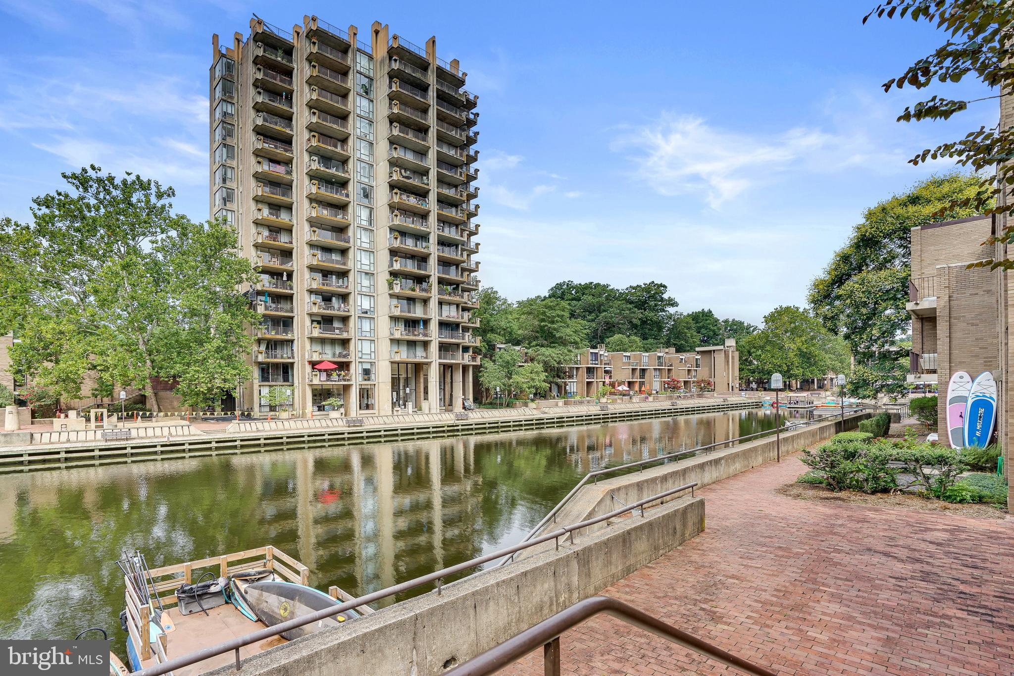 11400 WASHINGTON PLAZA W 702