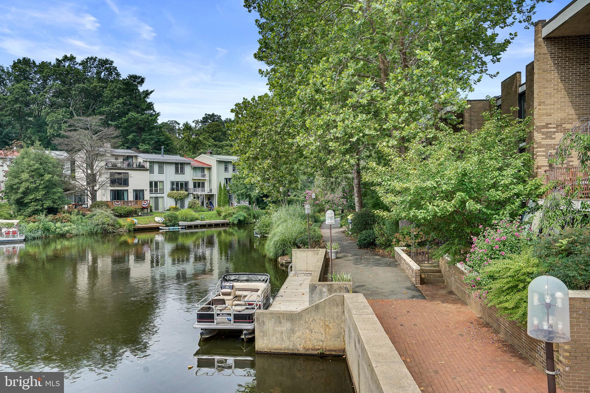 11400 WASHINGTON PLAZA W 702