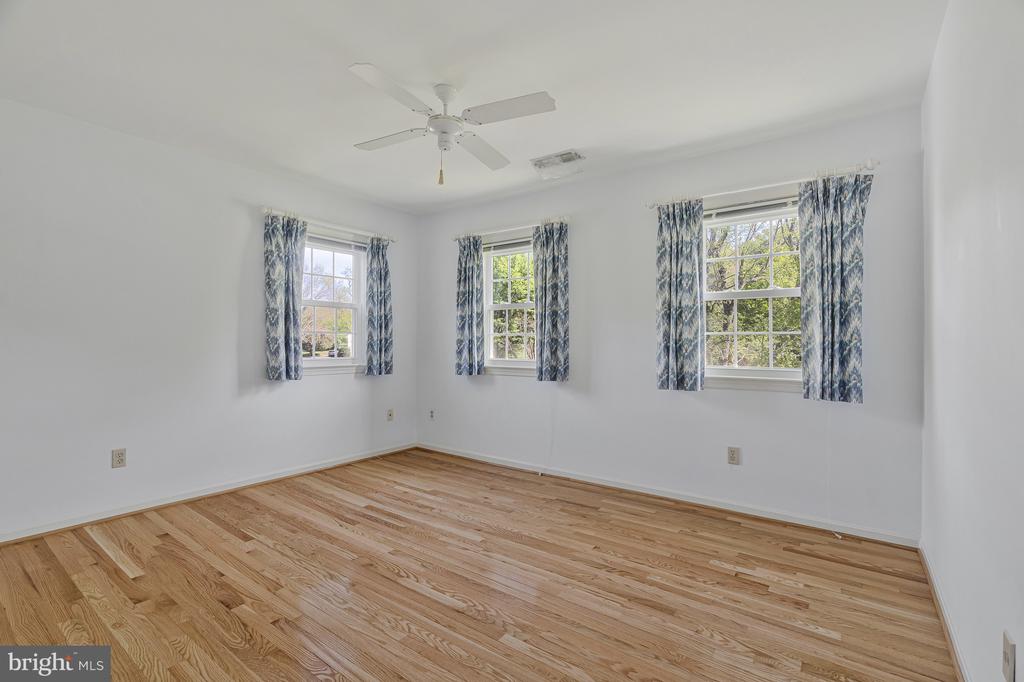 1114 TROTTING HORSE LANE