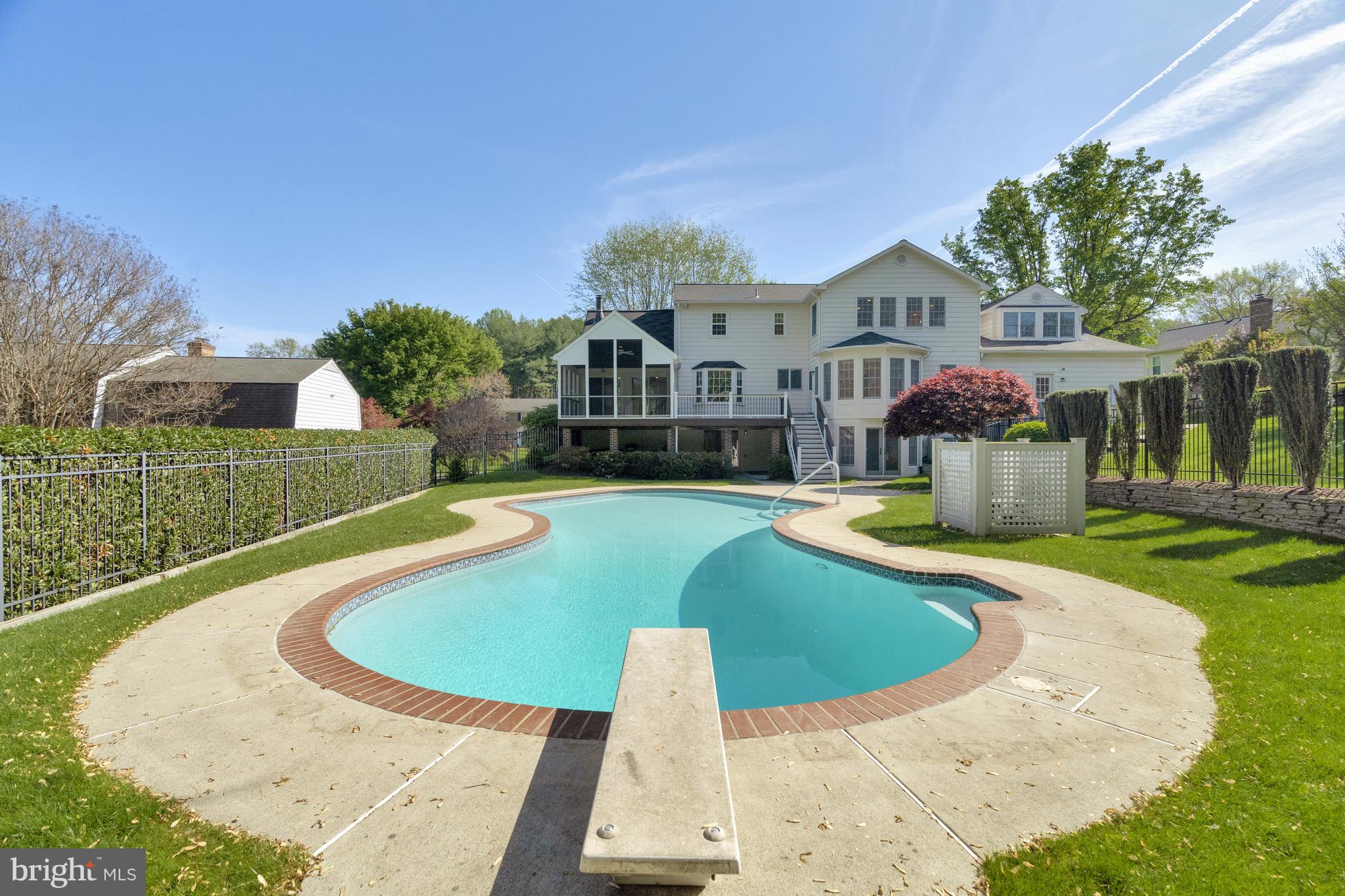 1114 TROTTING HORSE LANE