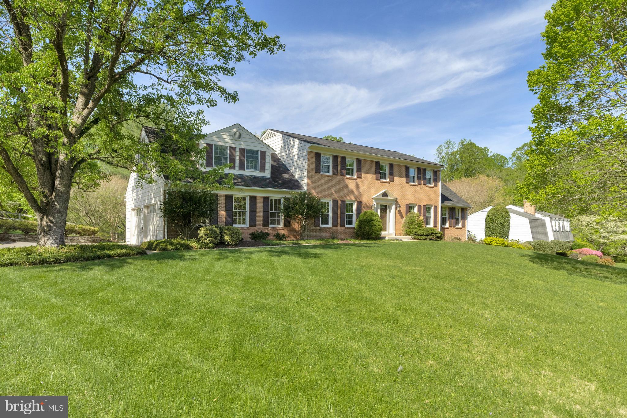 1114 TROTTING HORSE LANE