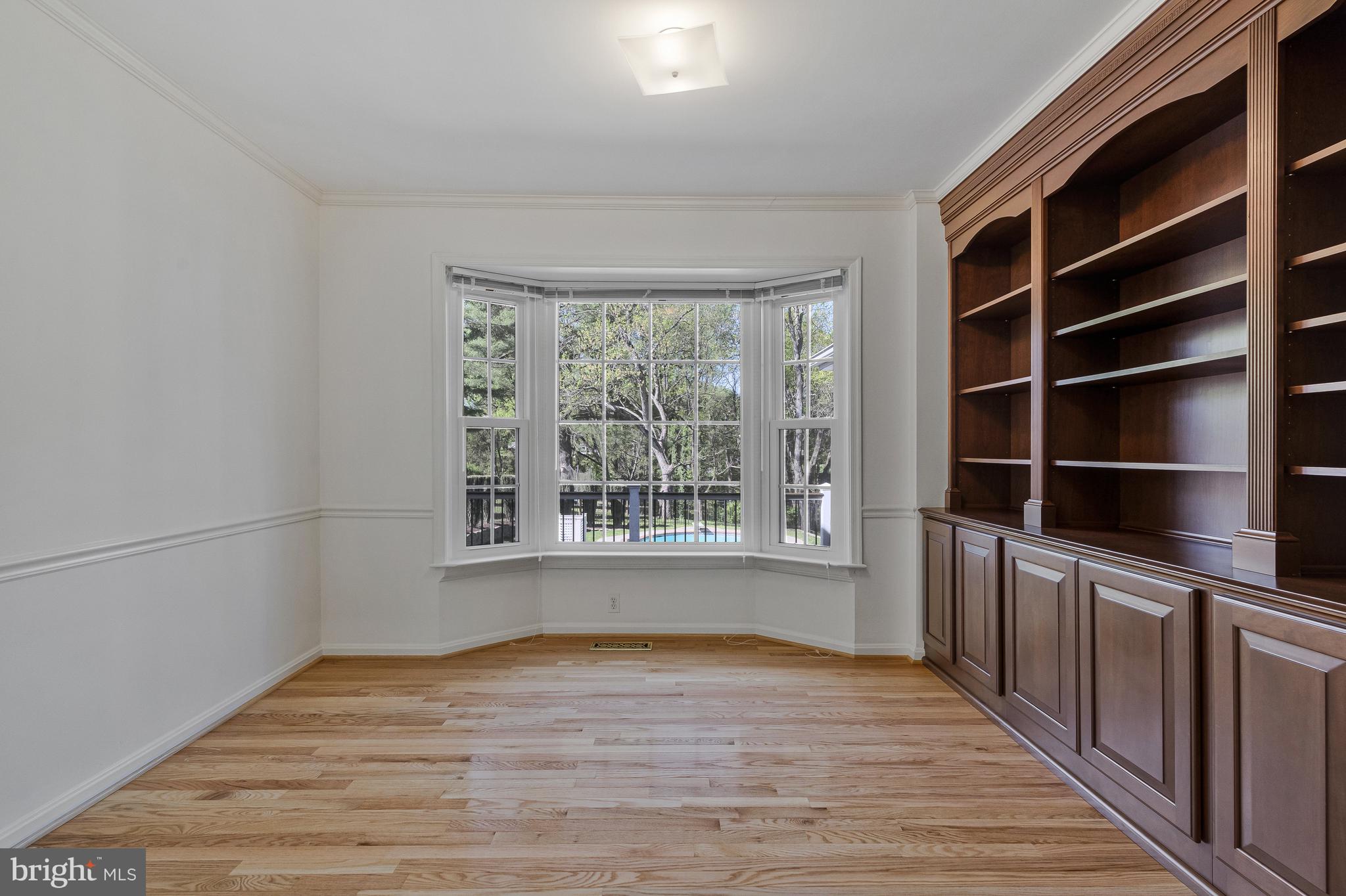 1114 TROTTING HORSE LANE