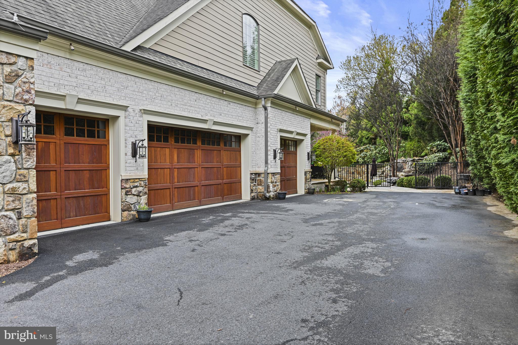 1053 HARRISON GARRETT COURT