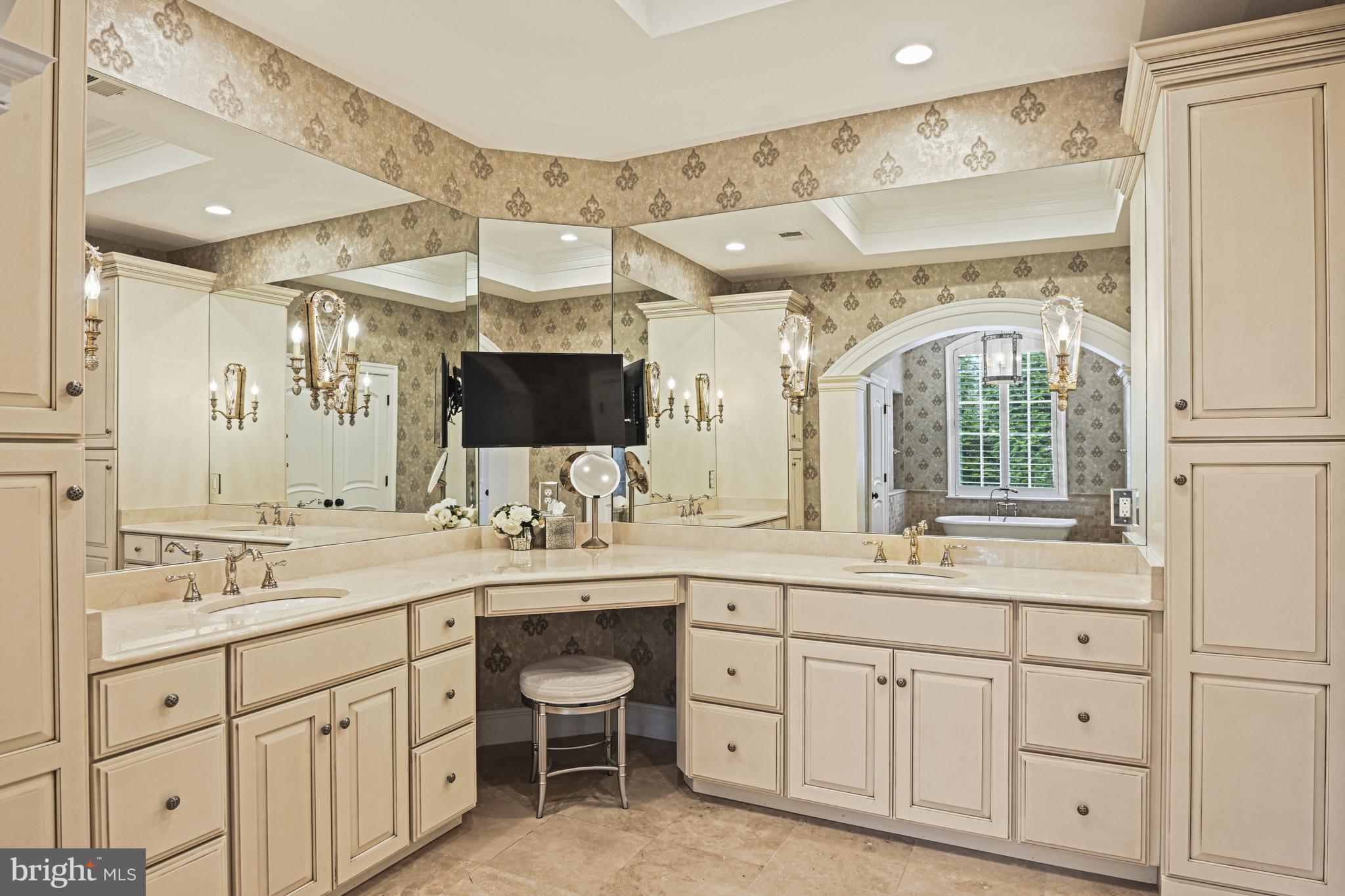 1053 HARRISON GARRETT COURT