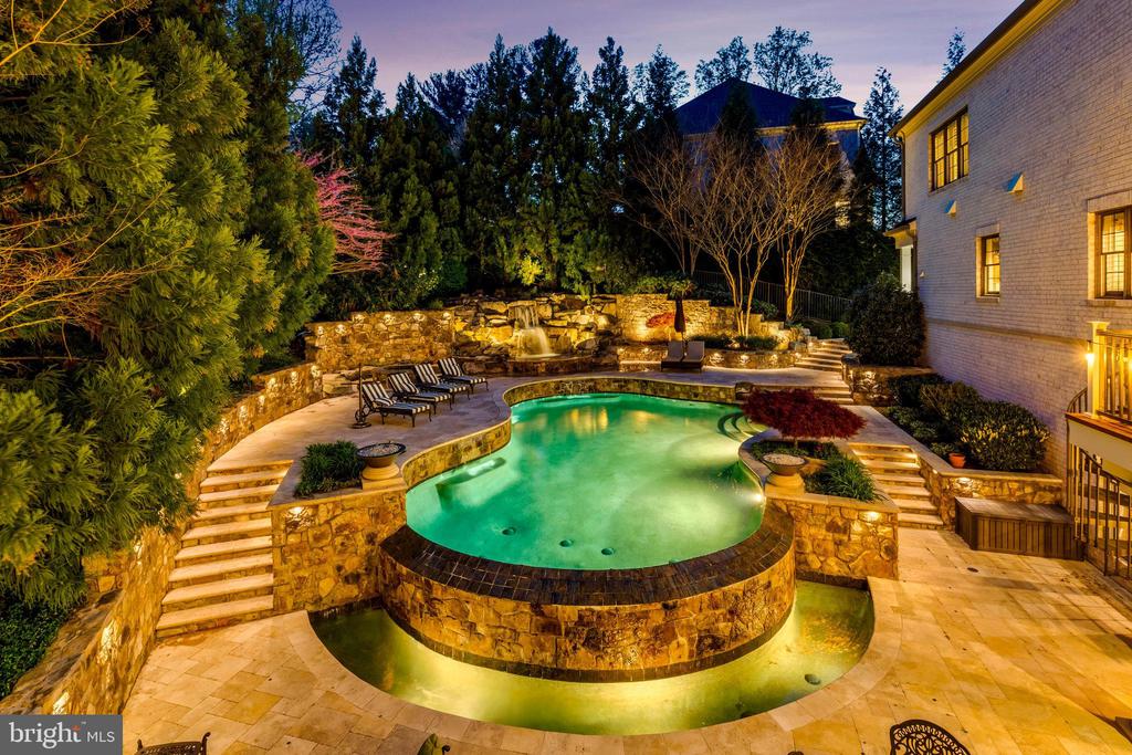 1053 HARRISON GARRETT COURT