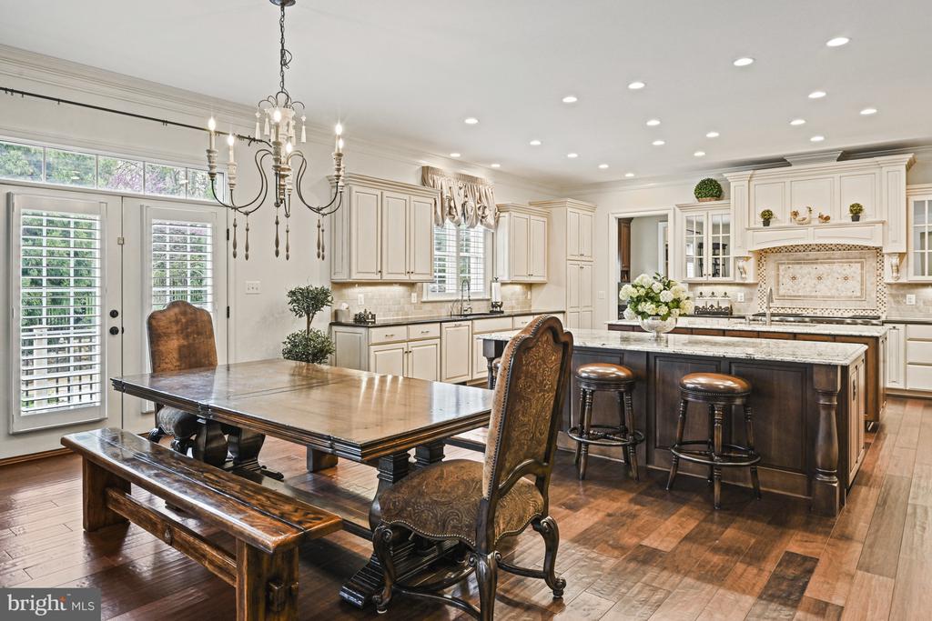 1053 HARRISON GARRETT COURT