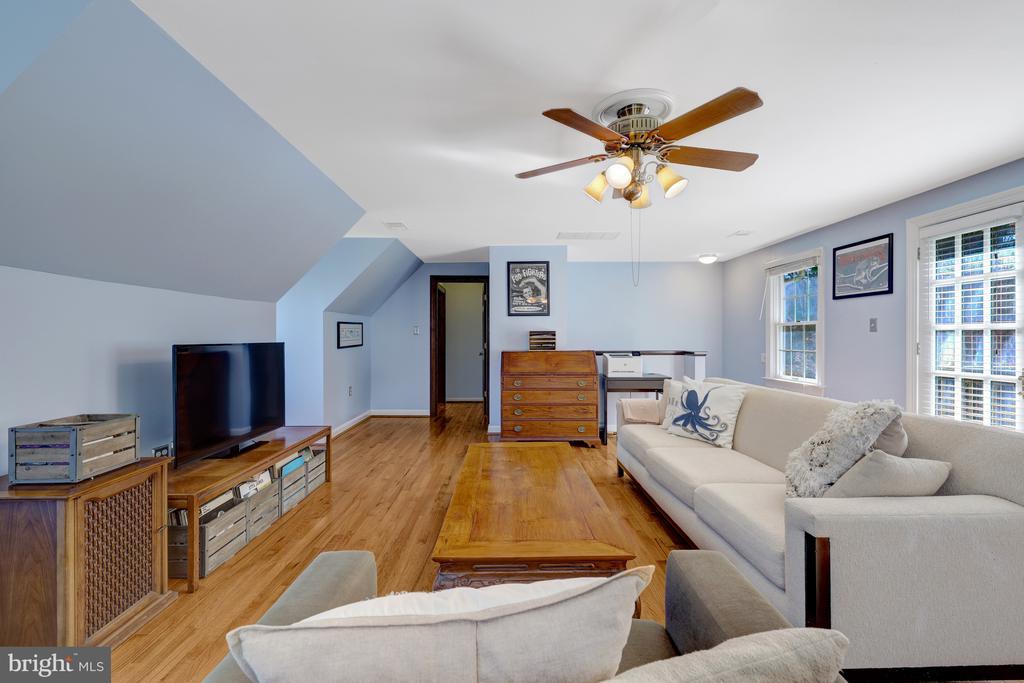 494 SAINT IVES ROAD