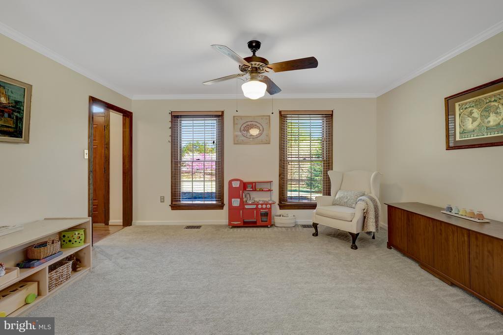 494 SAINT IVES ROAD