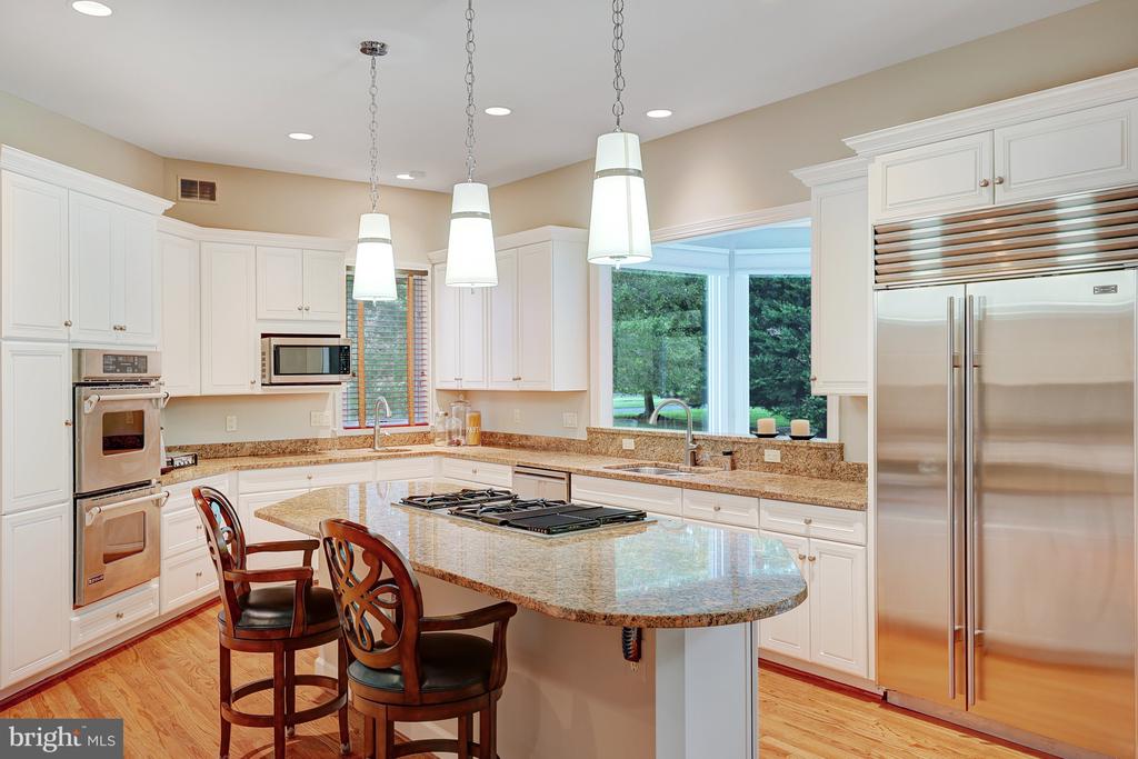 731 STRAWFIELD LANE