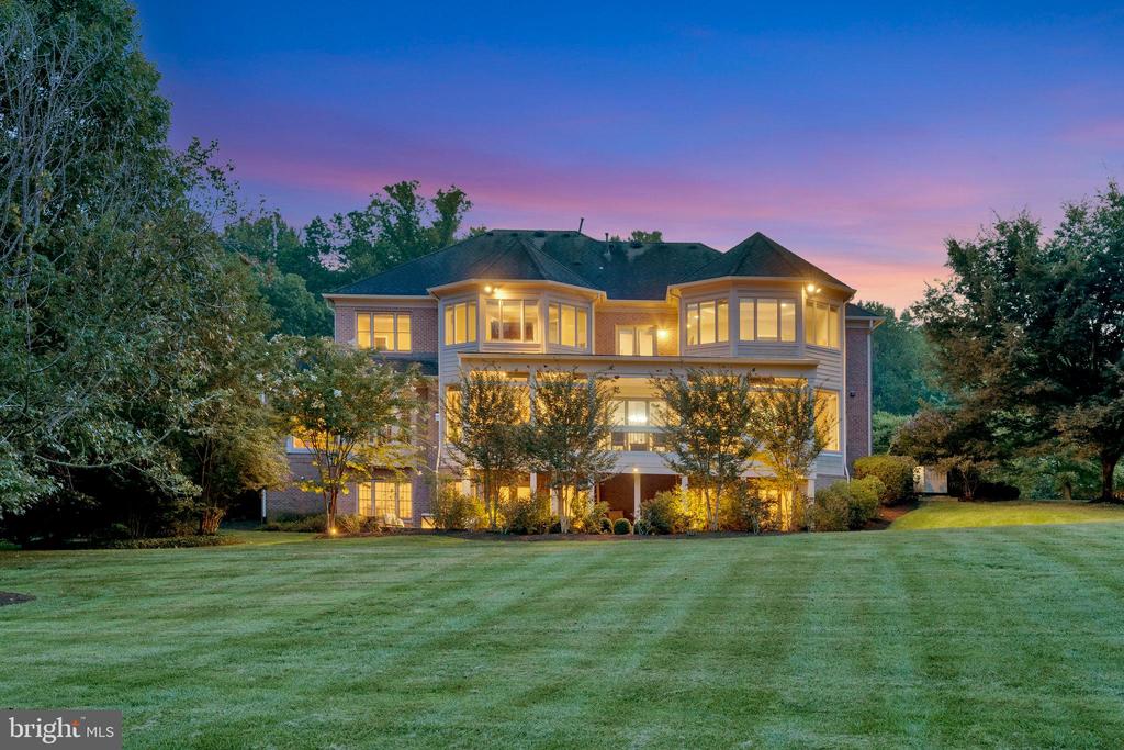 731 STRAWFIELD LANE