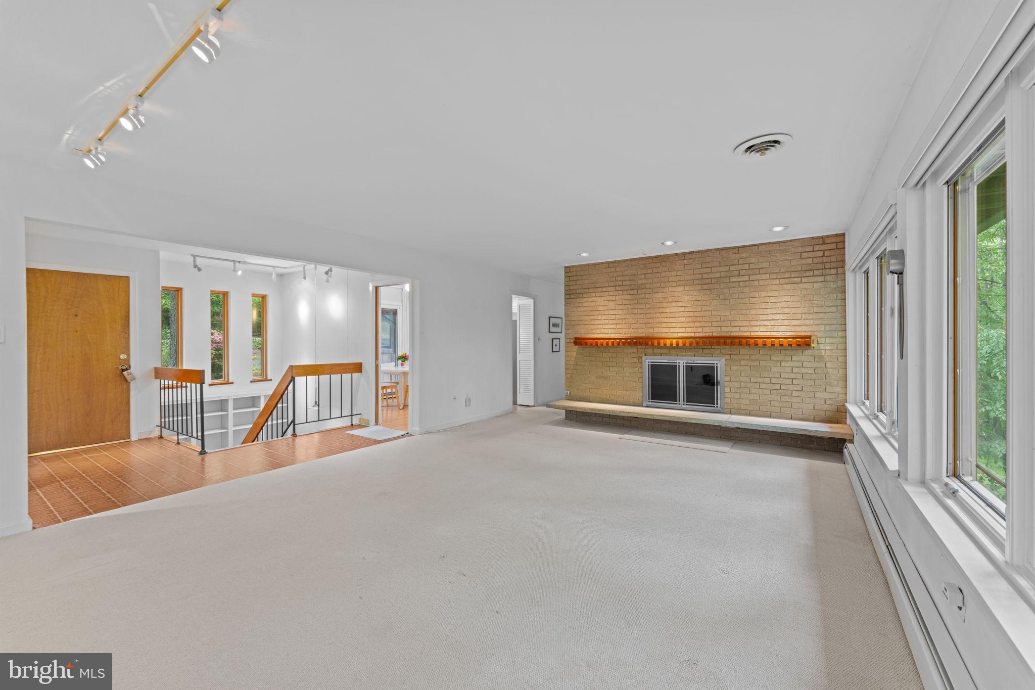 10905 CROSSVIEW DRIVE