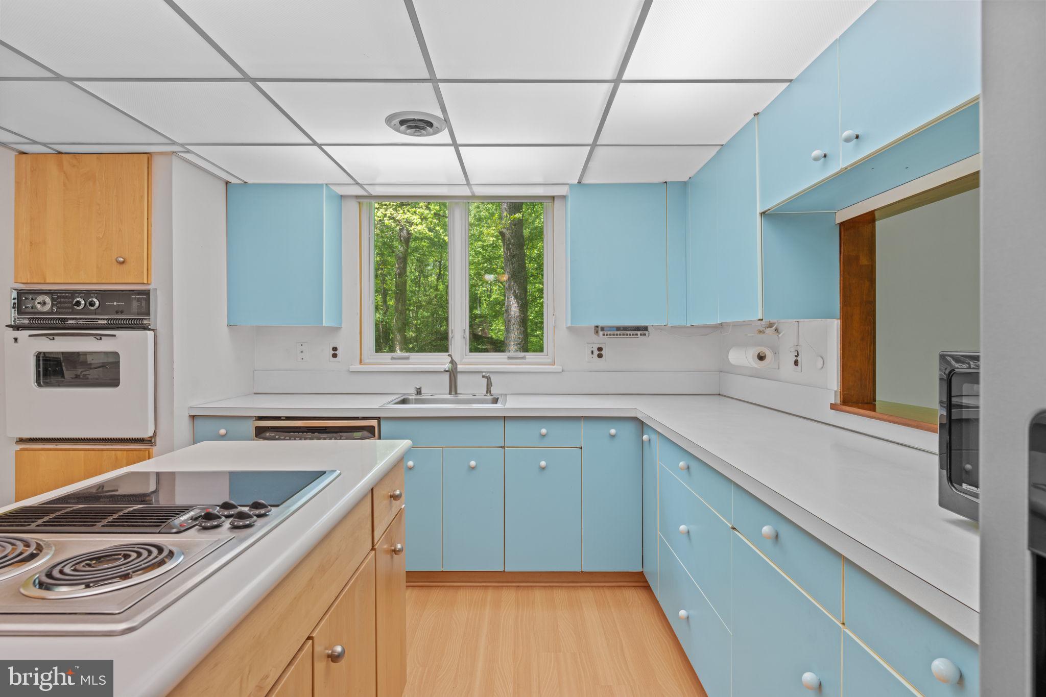 10905 CROSSVIEW DRIVE