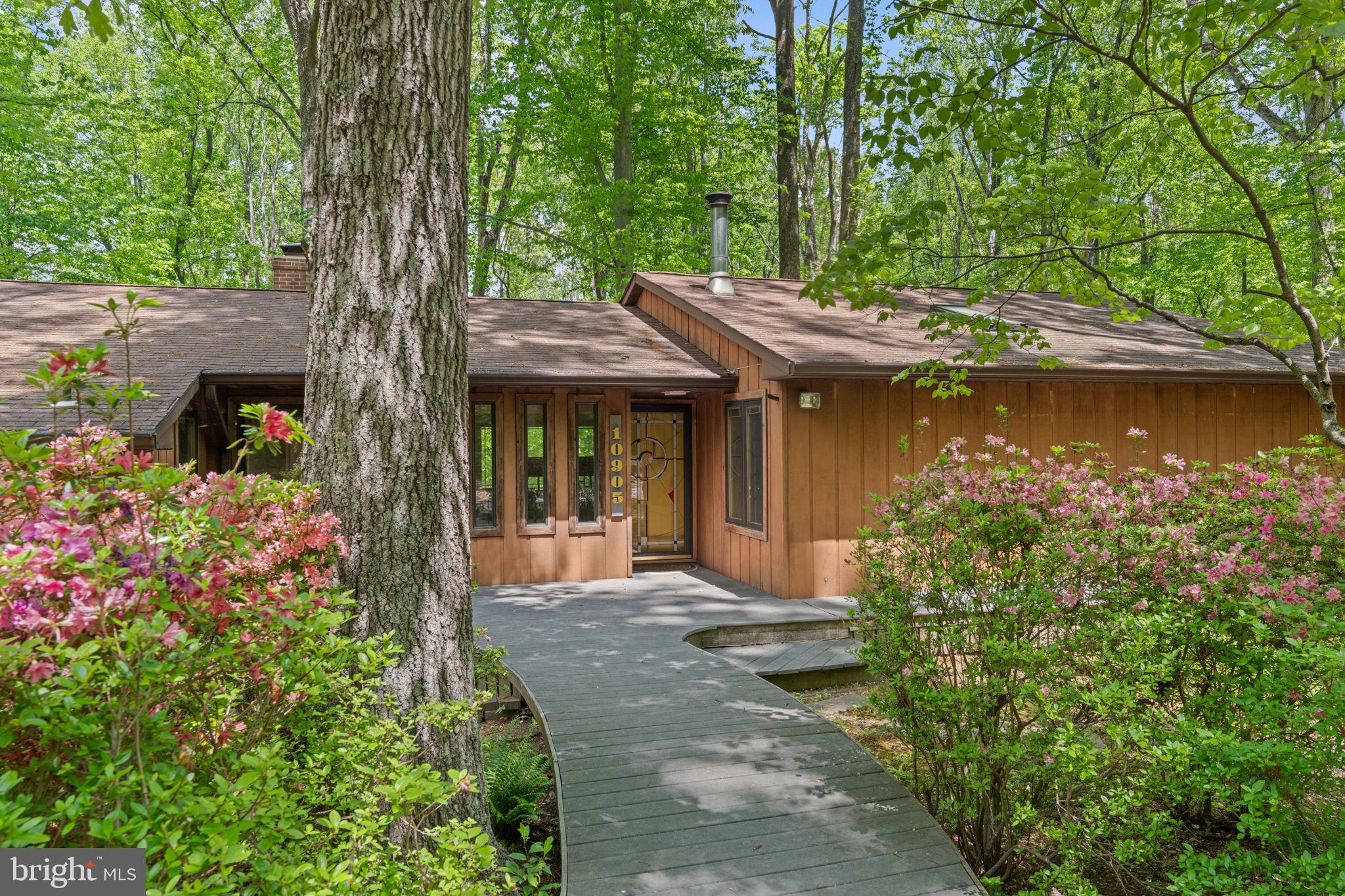 10905 CROSSVIEW DRIVE