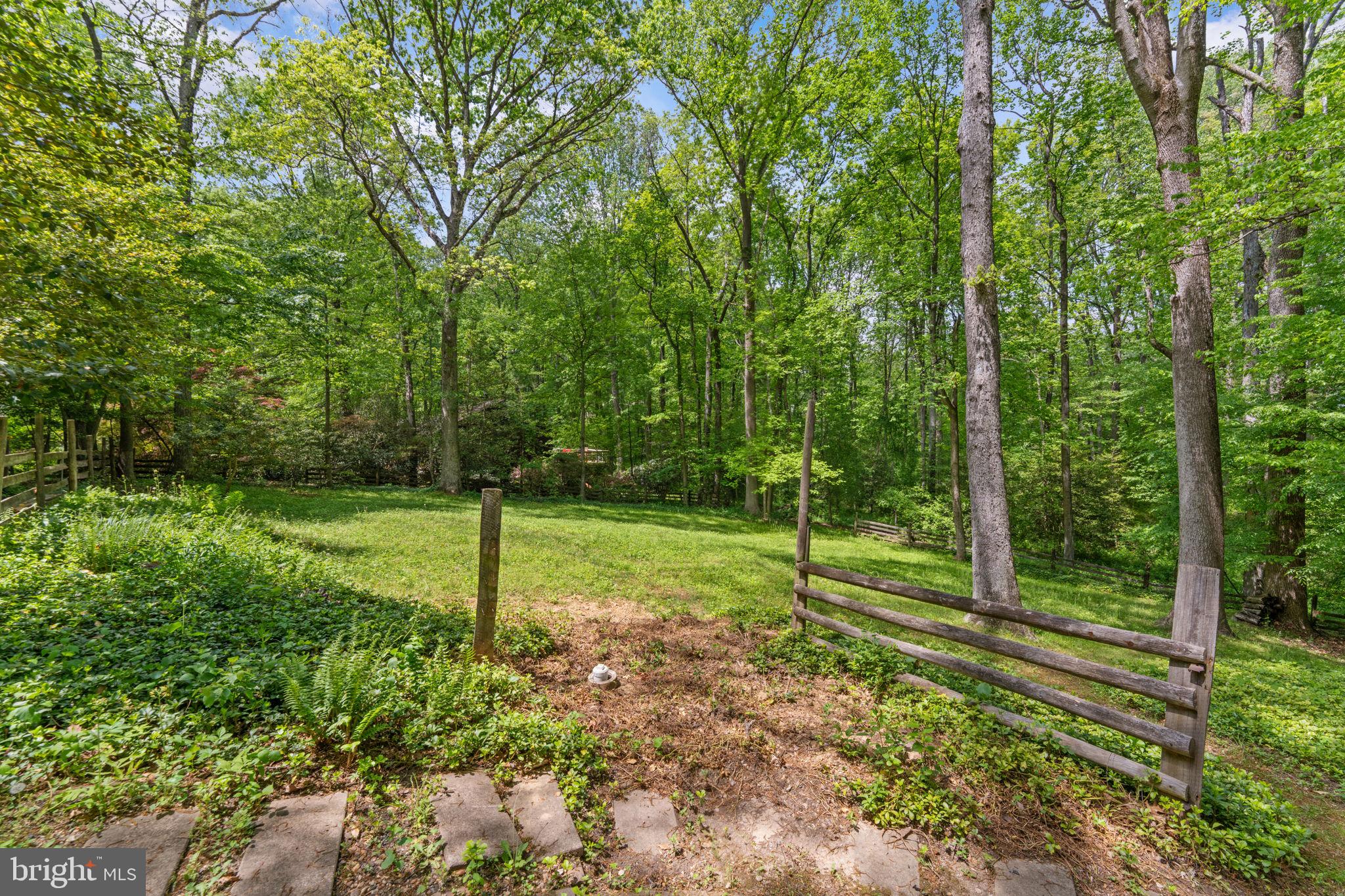 10905 CROSSVIEW DRIVE