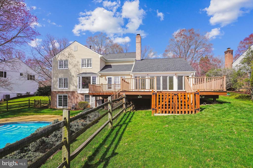 1309 CARPERS FARM WAY