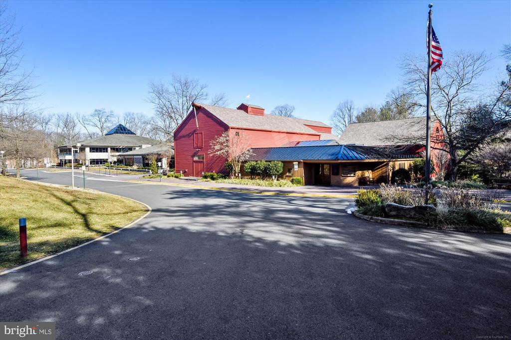 1309 CARPERS FARM WAY