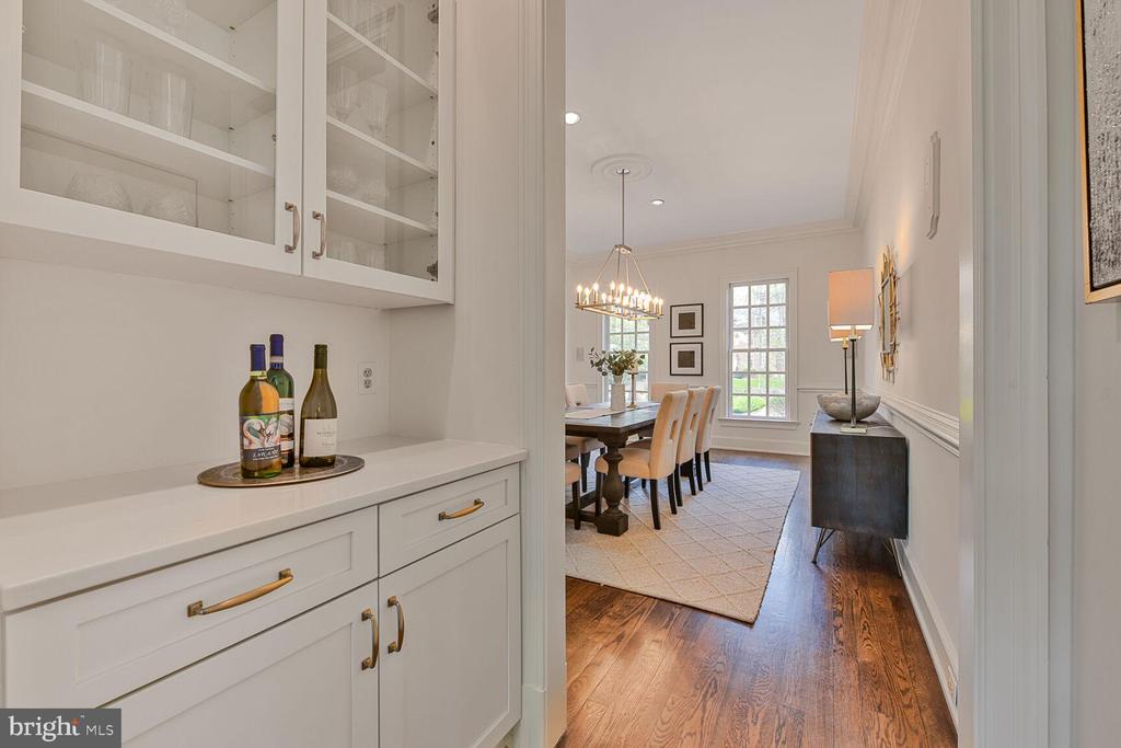 10131 NEDRA DRIVE
