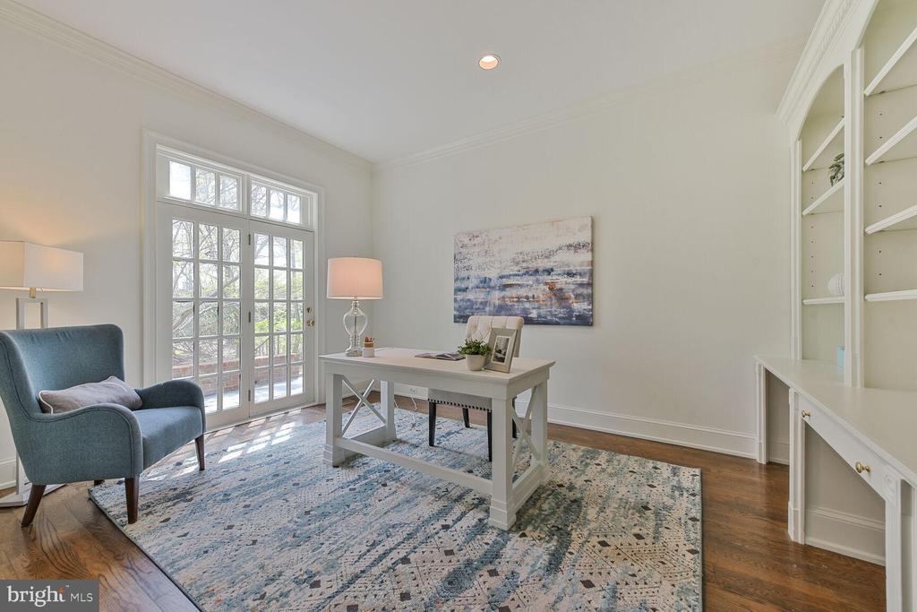10131 NEDRA DRIVE