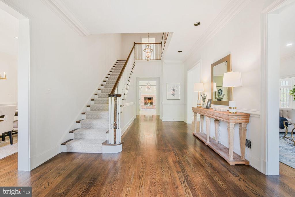 10131 NEDRA DRIVE