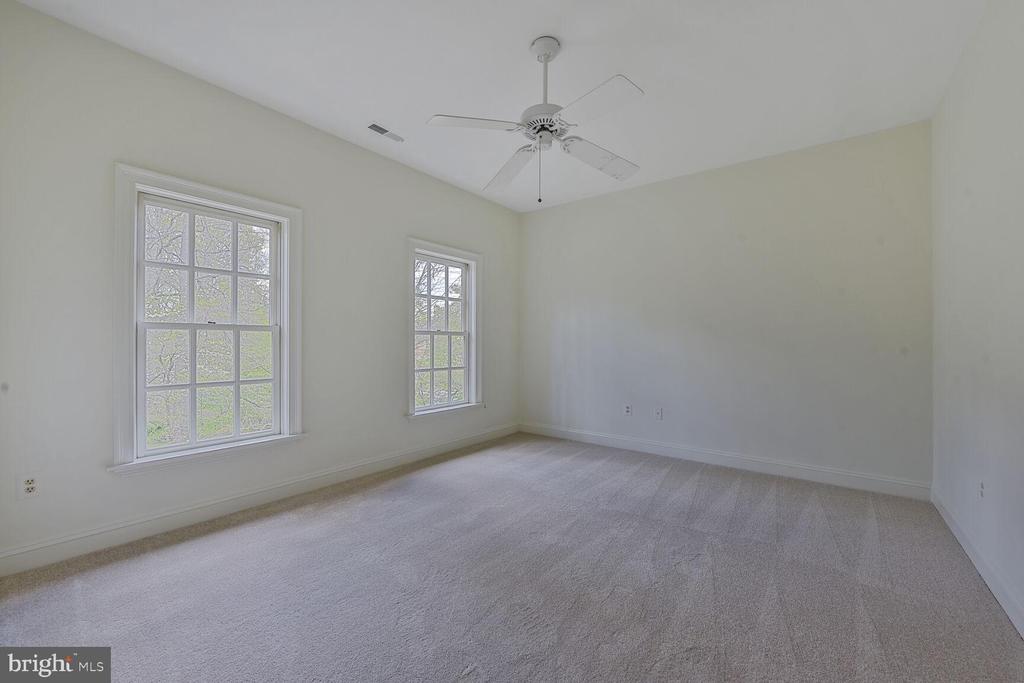 10131 NEDRA DRIVE