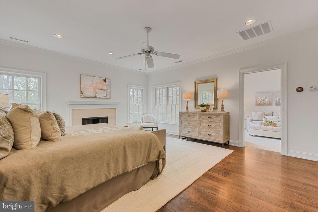 10131 NEDRA DRIVE