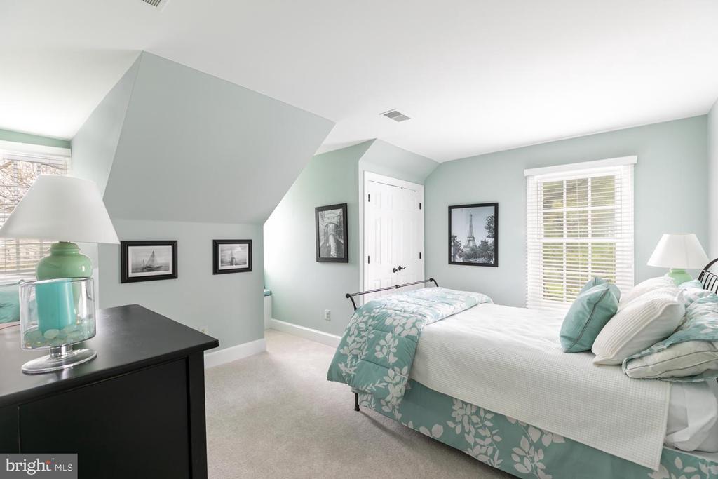857 FORESTVILLE MEADOWS DRIVE