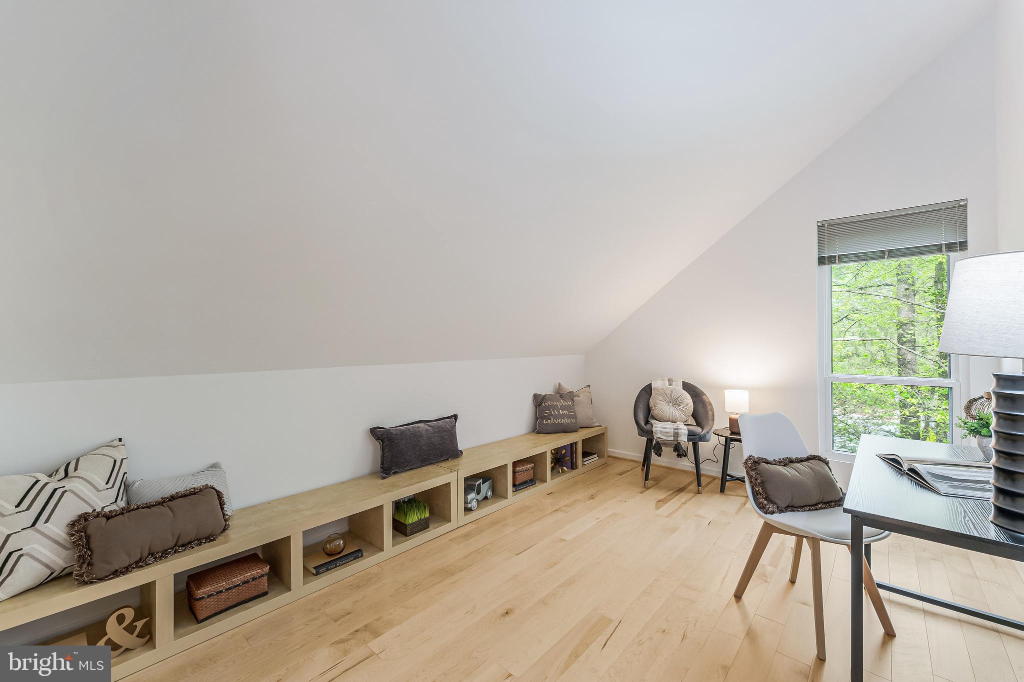 11502 TURNBRIDGE LANE