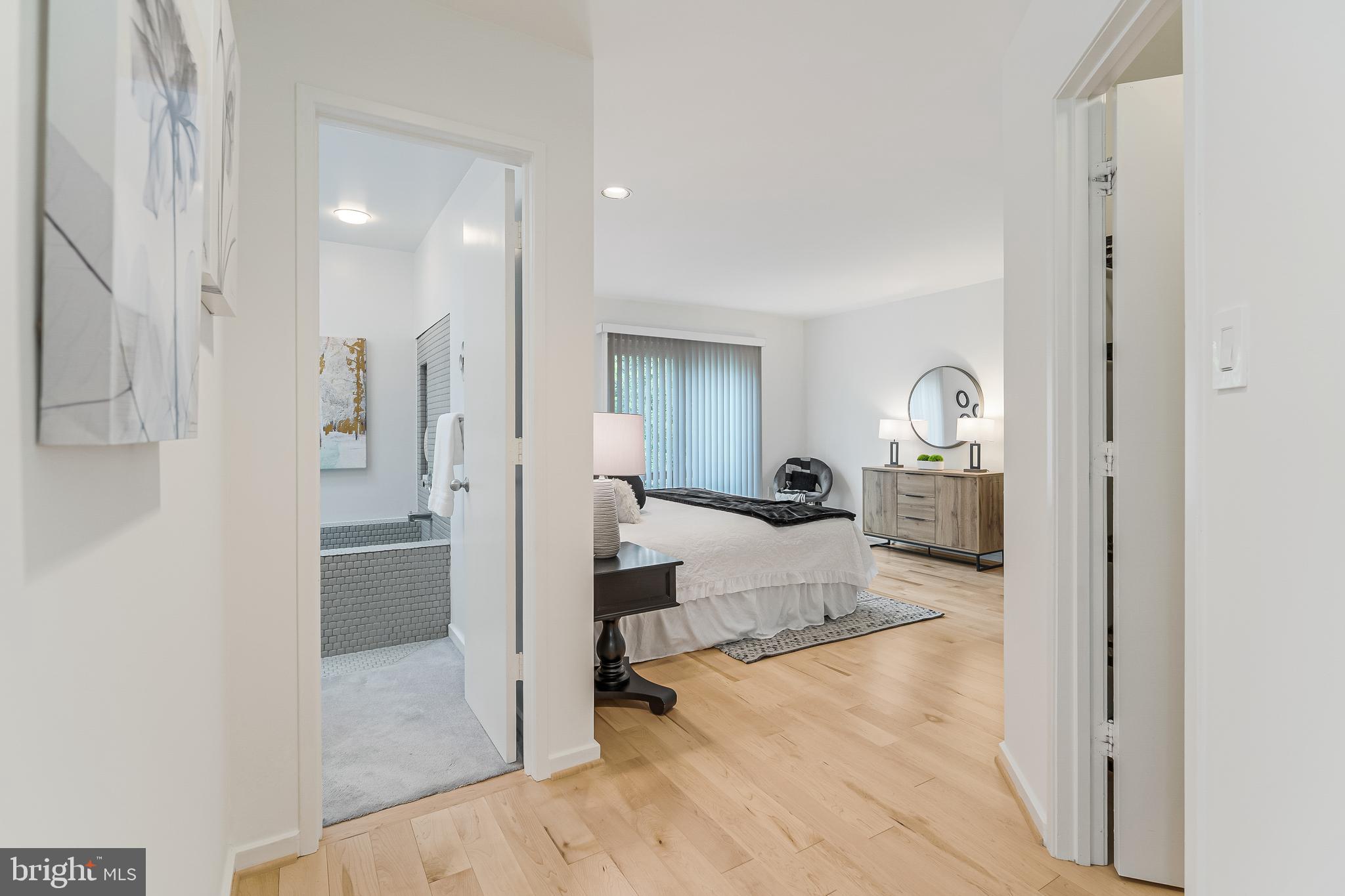 11502 TURNBRIDGE LANE