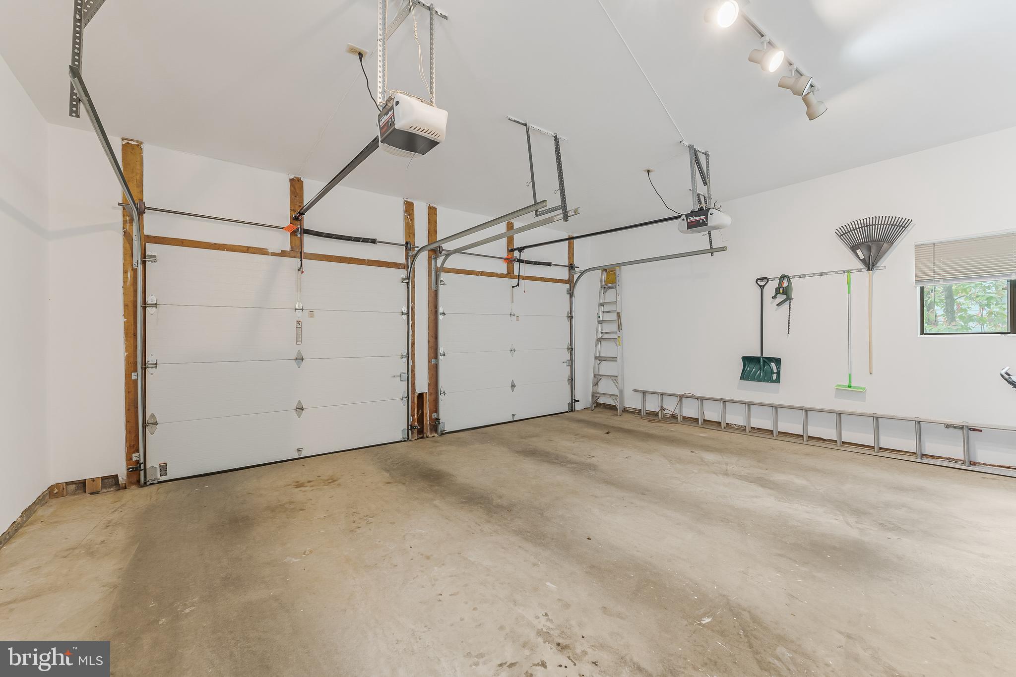 11502 TURNBRIDGE LANE