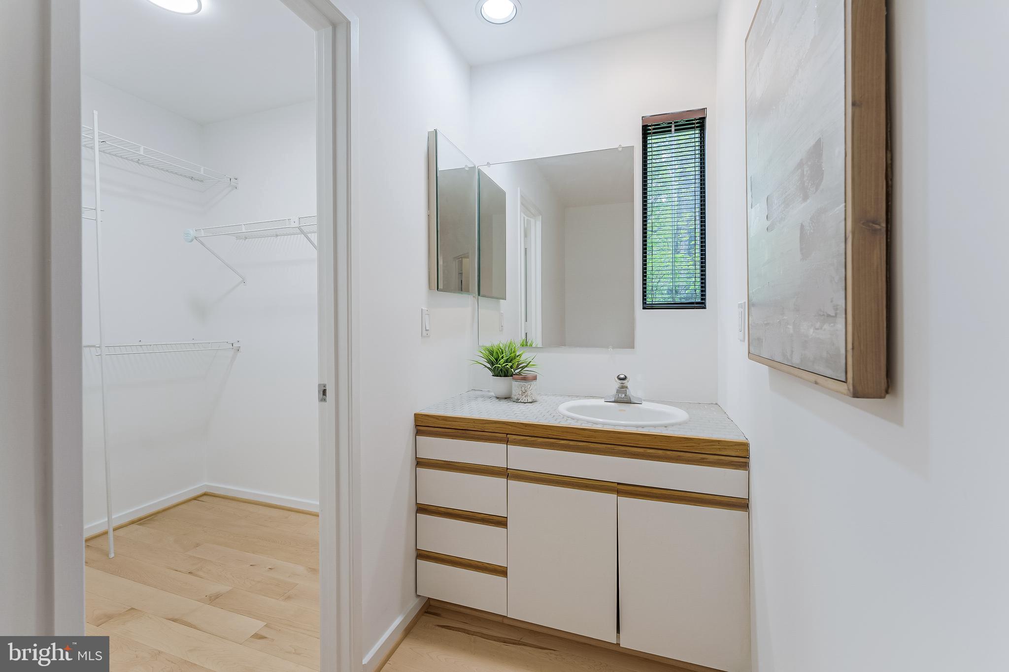 11502 TURNBRIDGE LANE