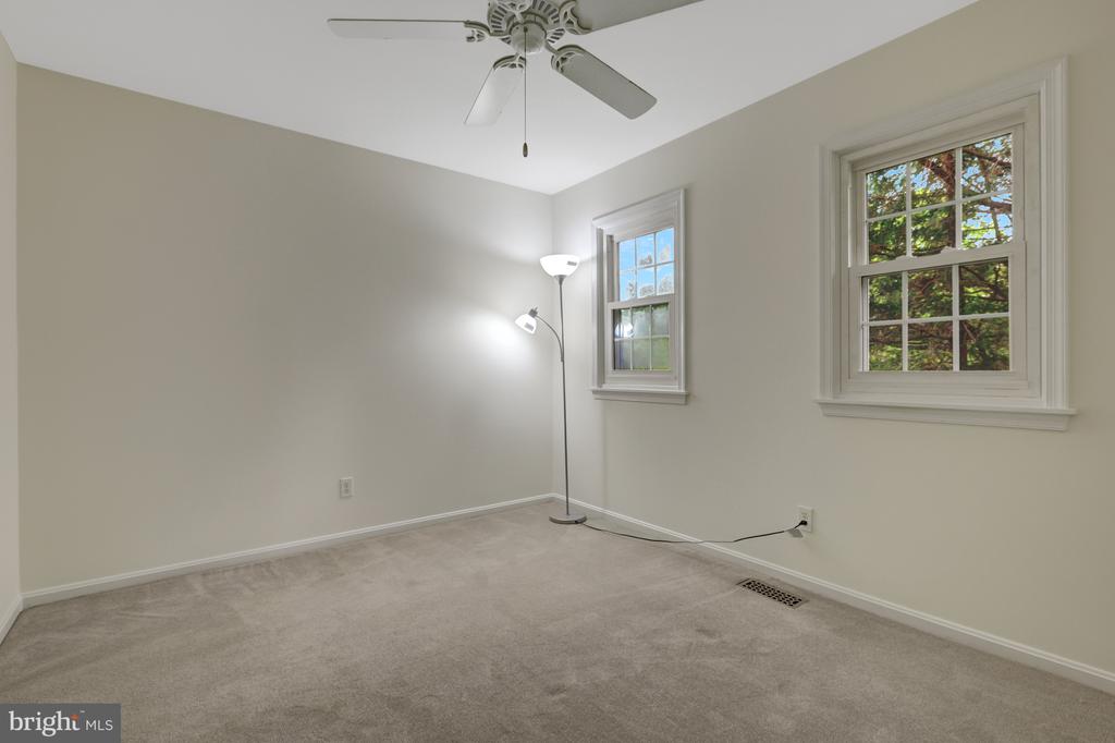 1013 WILHELM DRIVE