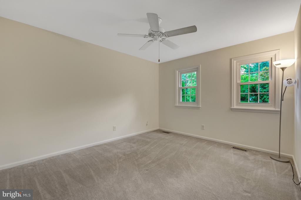 1013 WILHELM DRIVE