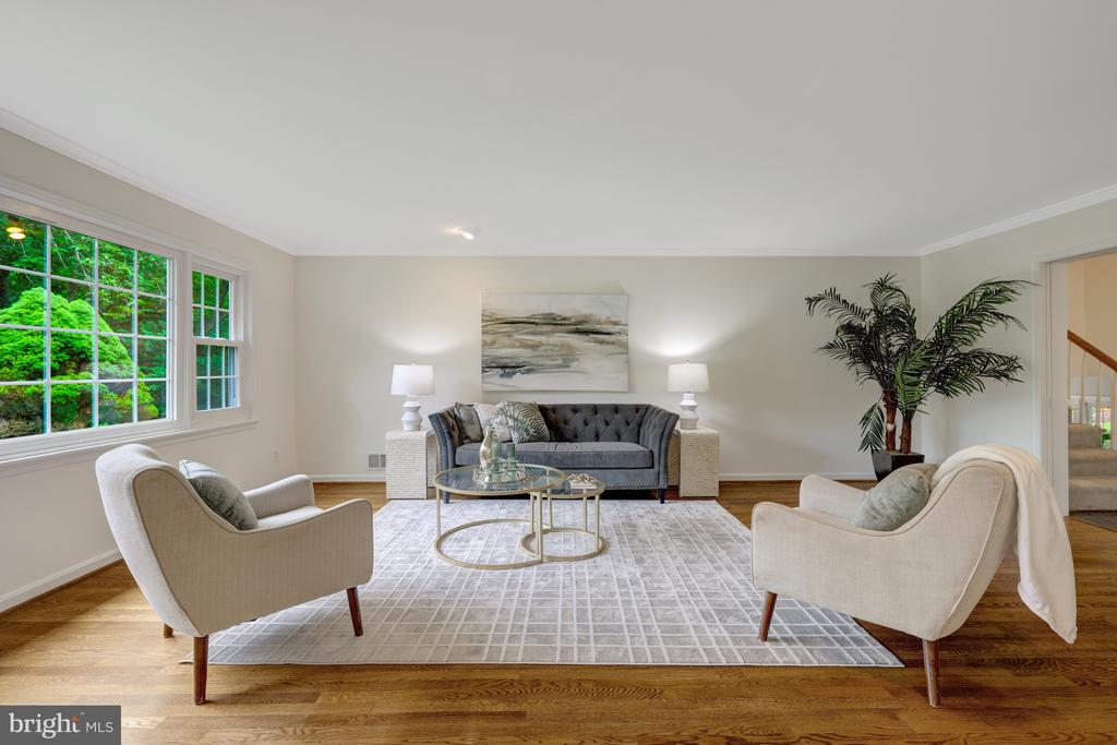 1013 WILHELM DRIVE