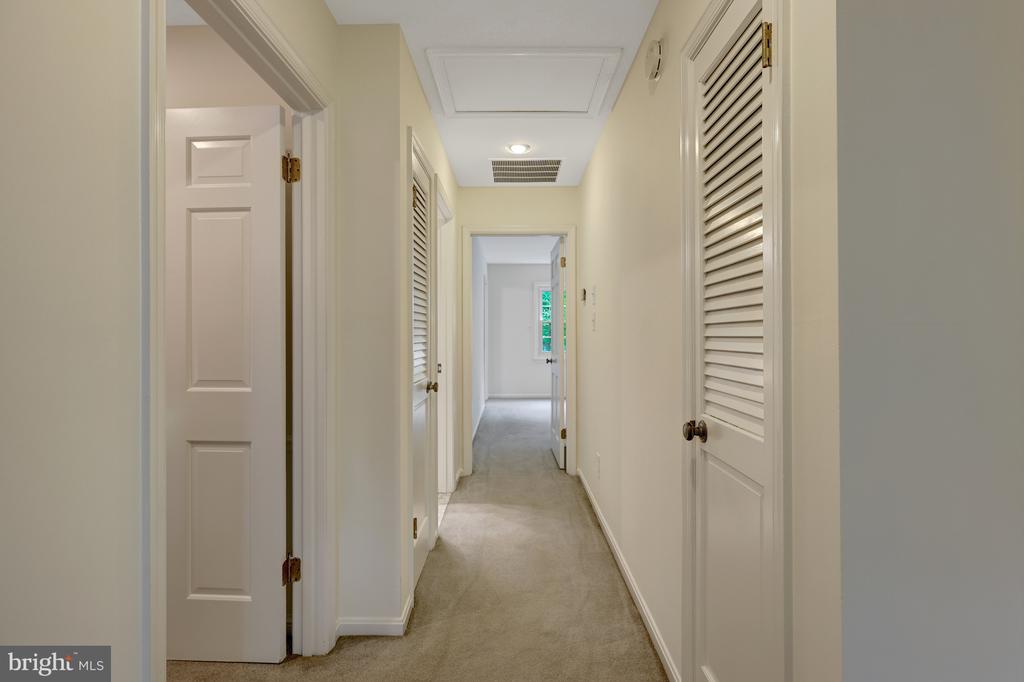 1013 WILHELM DRIVE
