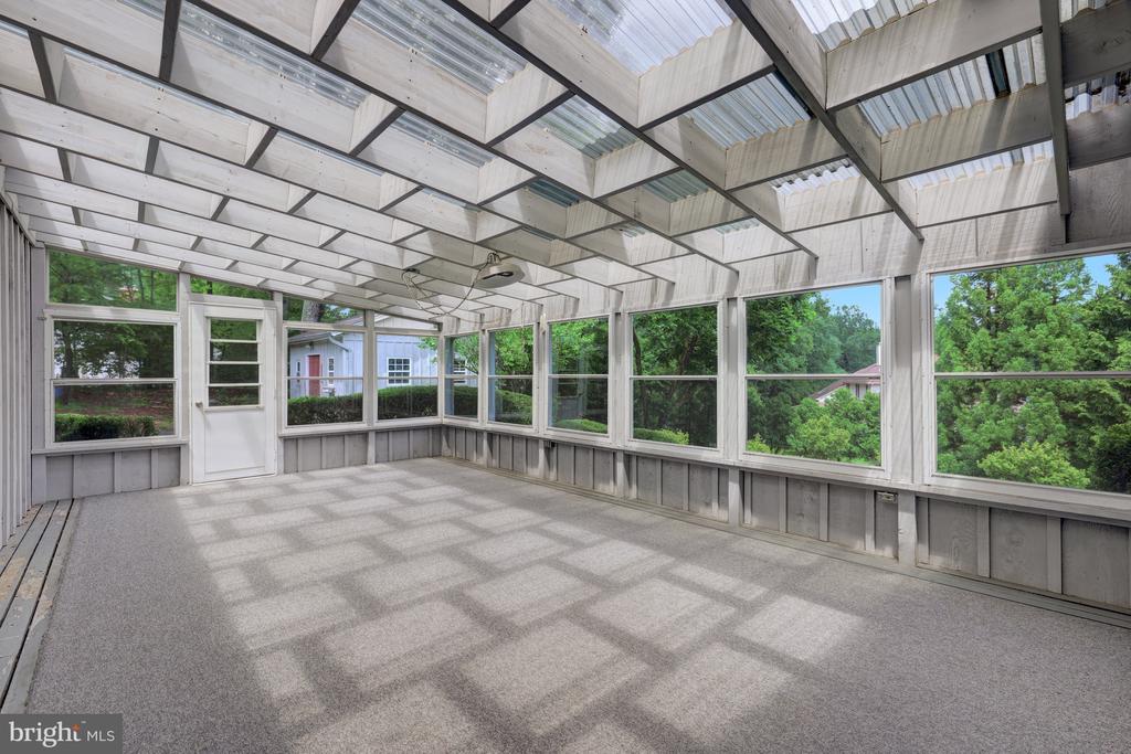 1013 WILHELM DRIVE