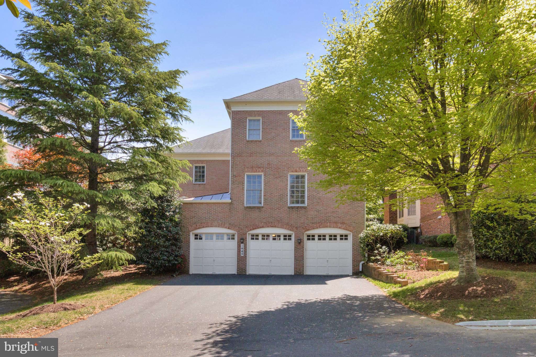 1445 HARVEST CROSSING DRIVE