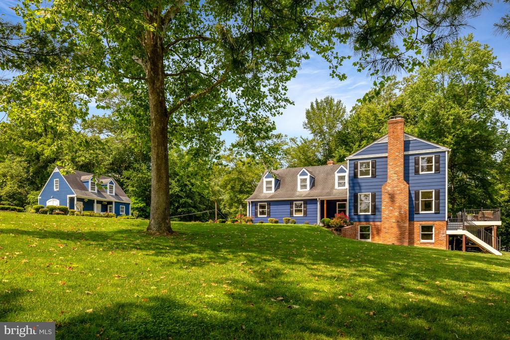 218 WALKER ROAD