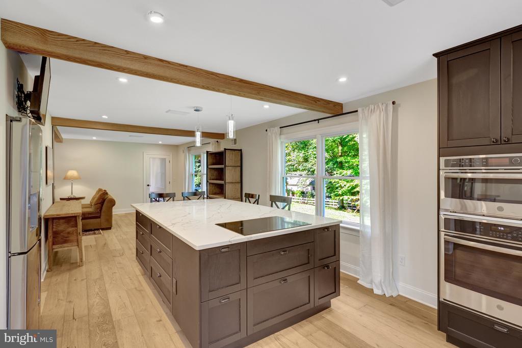 218 WALKER ROAD