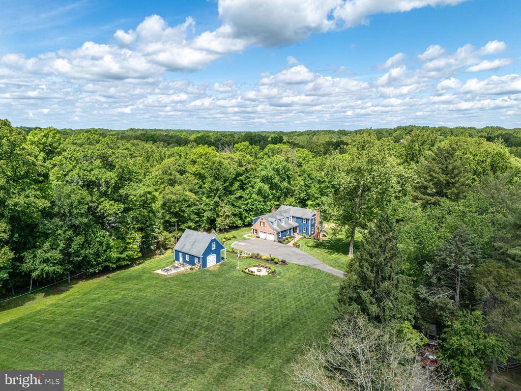 218 WALKER ROAD