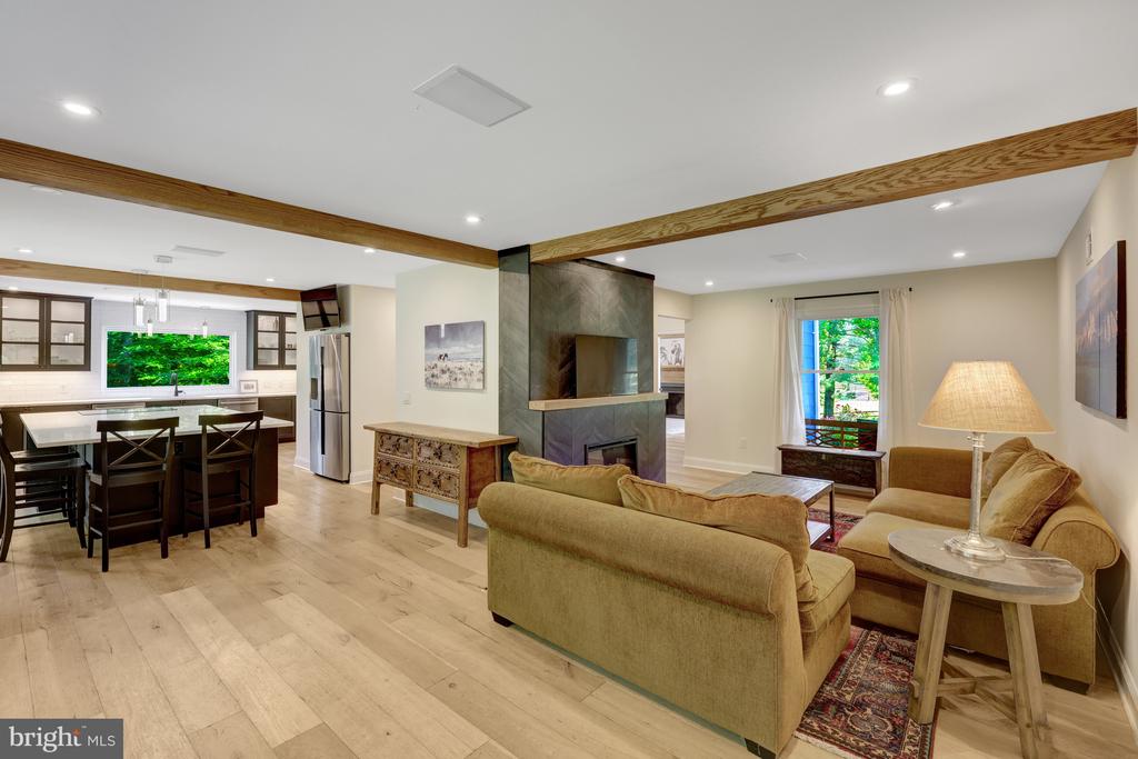 218 WALKER ROAD