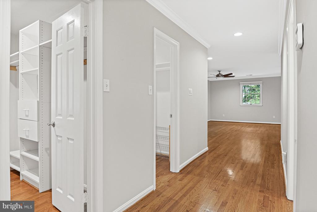 11904 PARADISE LANE